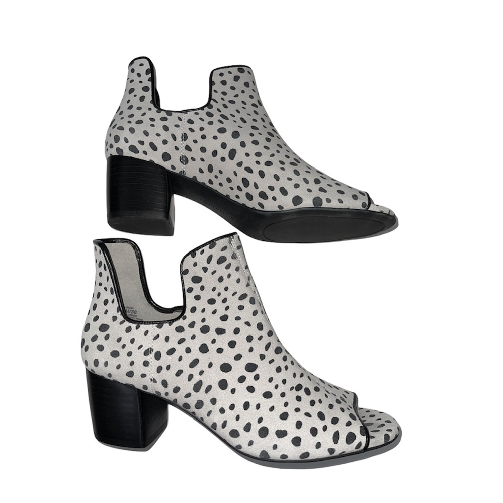 Lori Goldstein Peep Toe Booties Leopard 7.5M LOGO - Picture 4 of 7